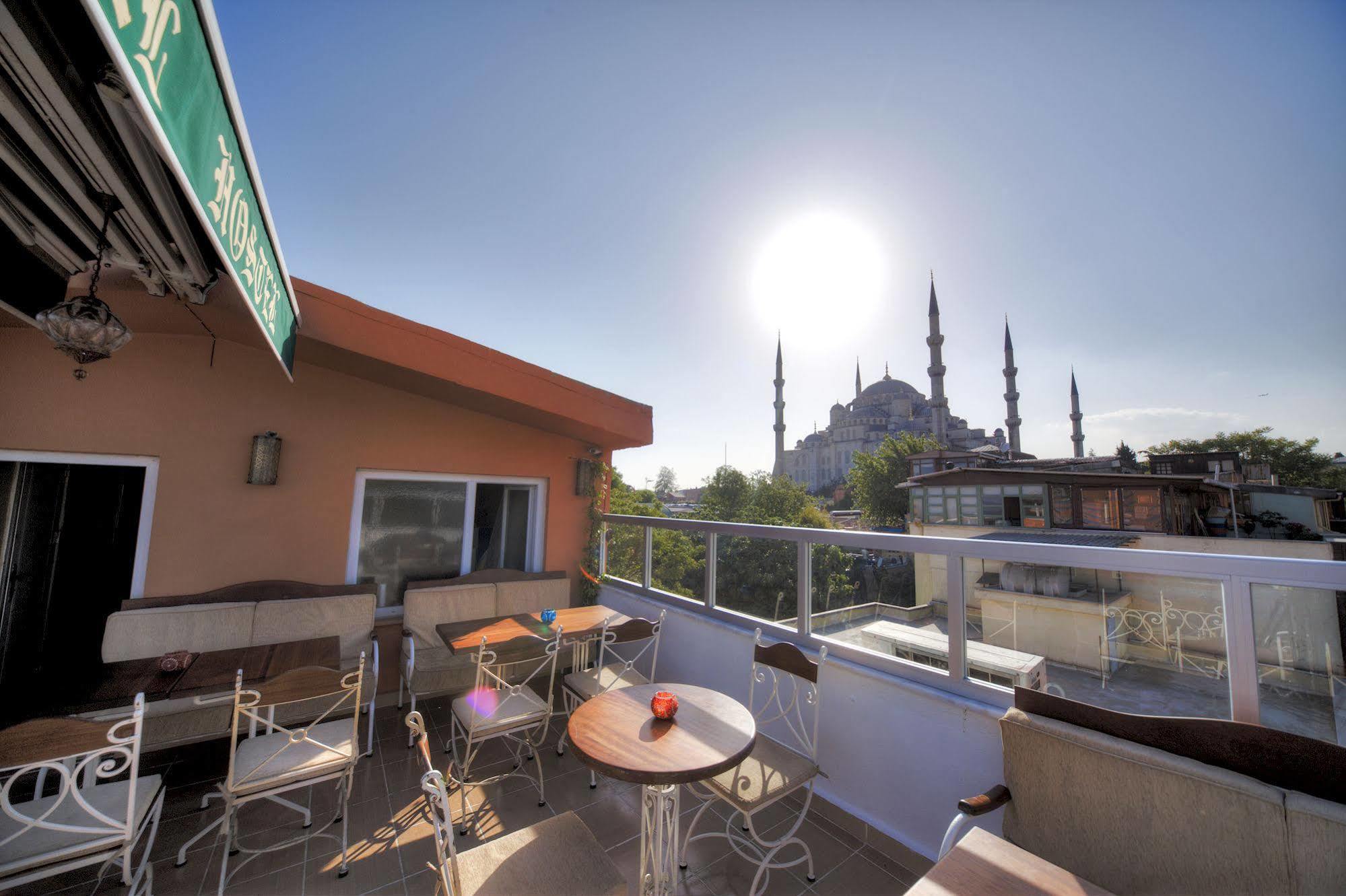 Nobel Hostel Istanbulská provincie Exteriér fotografie